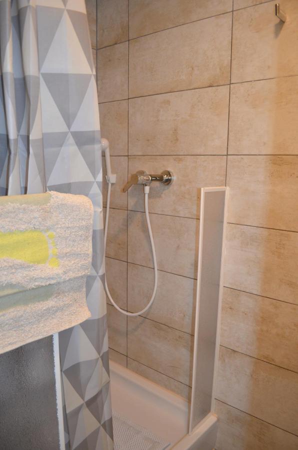 Rooms & Apartments Infinity غييكا المظهر الخارجي الصورة