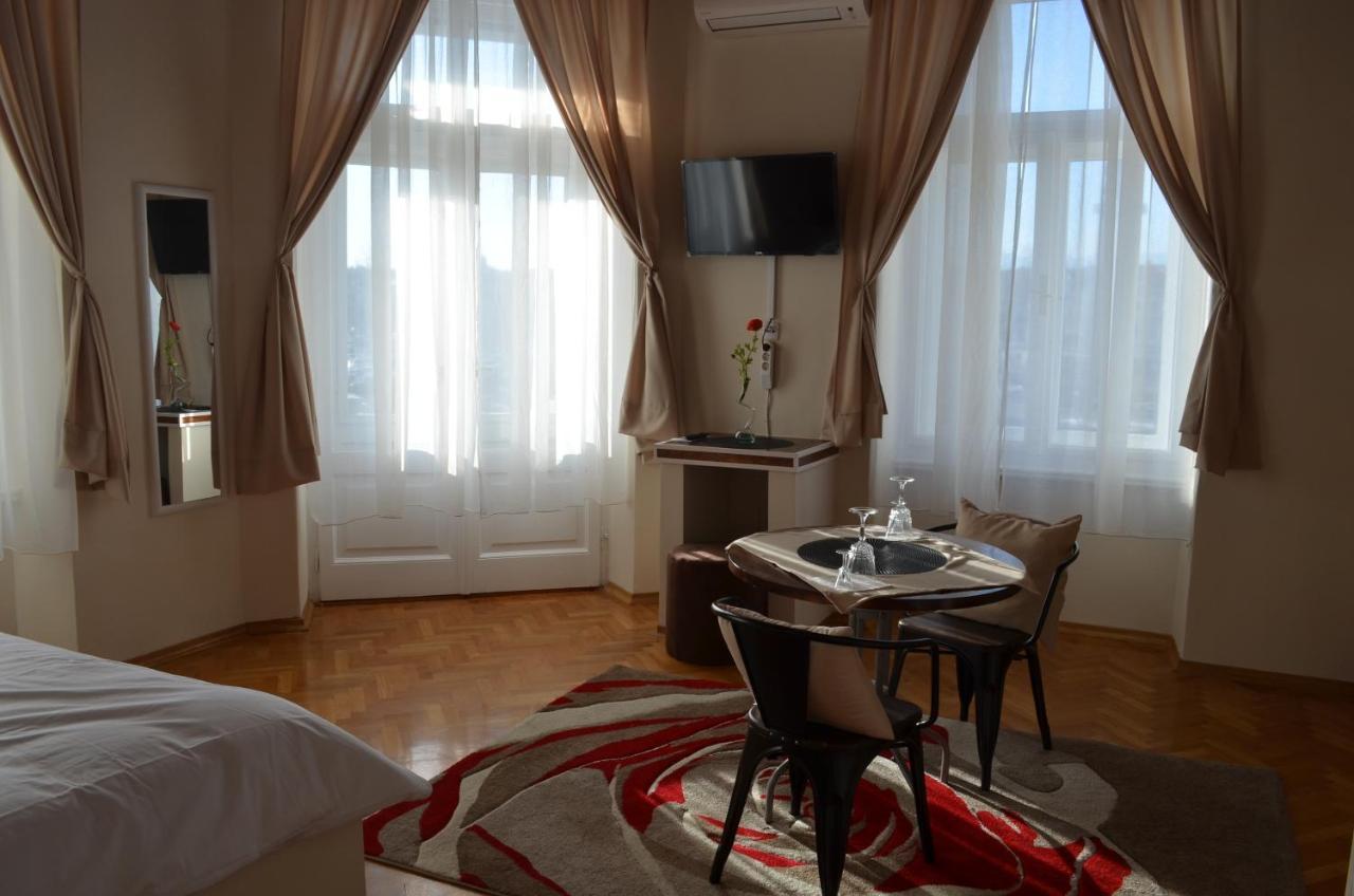 Rooms & Apartments Infinity غييكا المظهر الخارجي الصورة